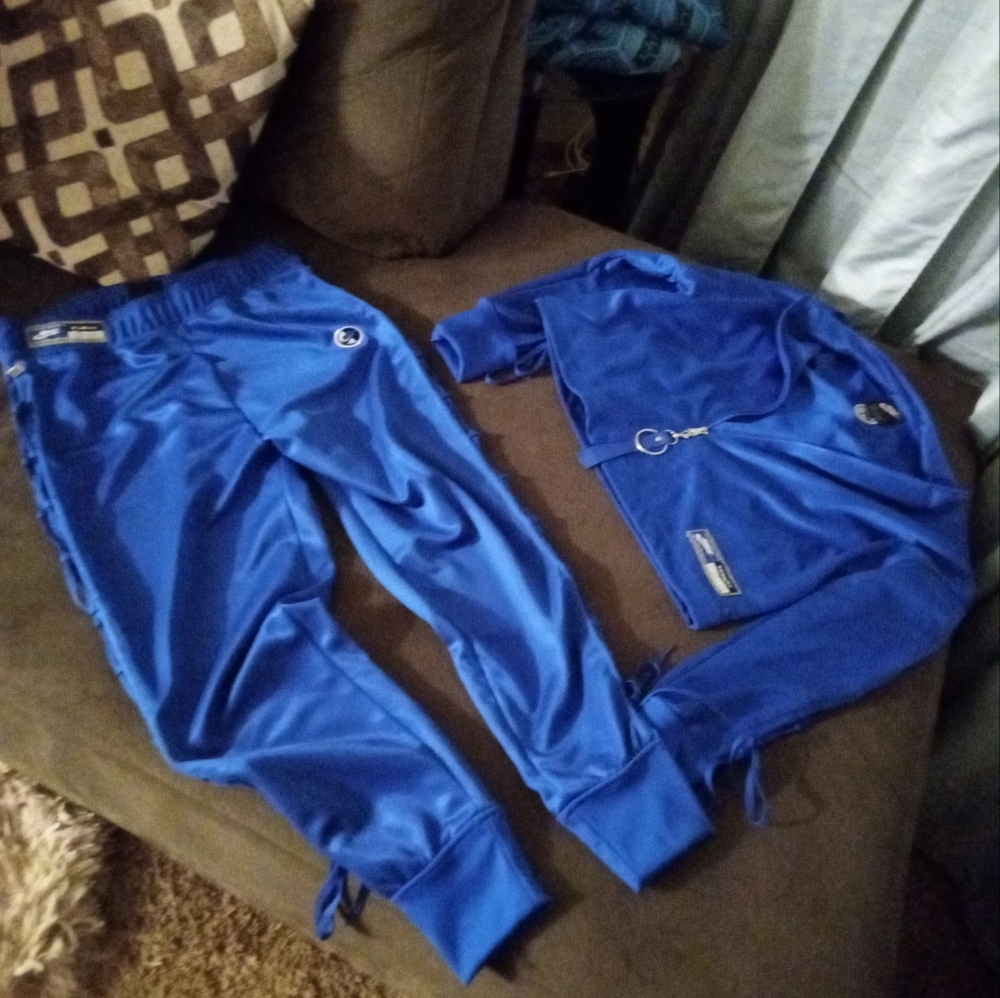 Two piece womens royal blue Nike jogger set Crop top jacket
